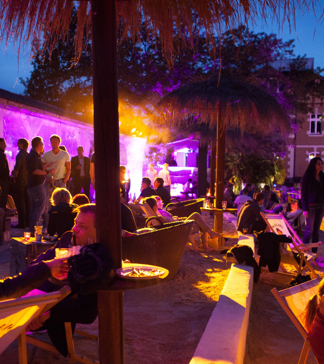 How to Adapt Corporate Events for Different Team Sizes