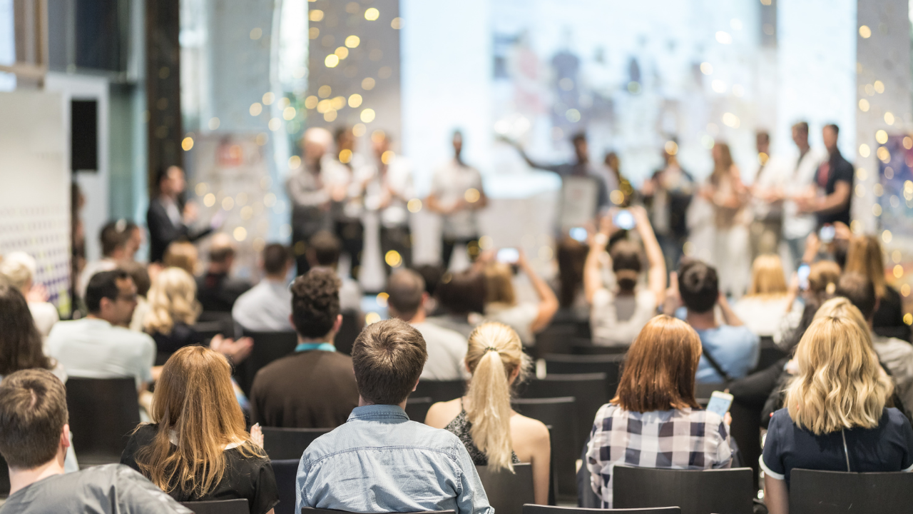 Why Interactive Corporate Experiences Are Replacing Traditional Conferences